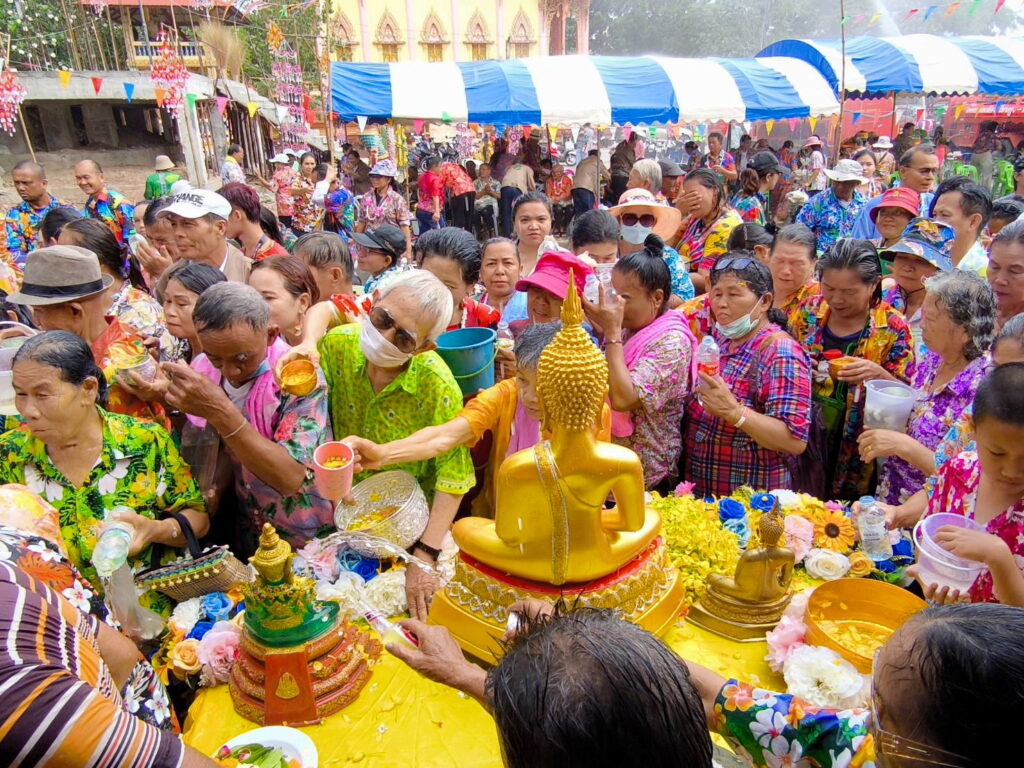 เหมืองแร่โพแทชจังหวัดอุดรธานี ร่วมกืจกรรมสงกรานต์ เทศบาลเมืองโนนสูง-น้ำคำ