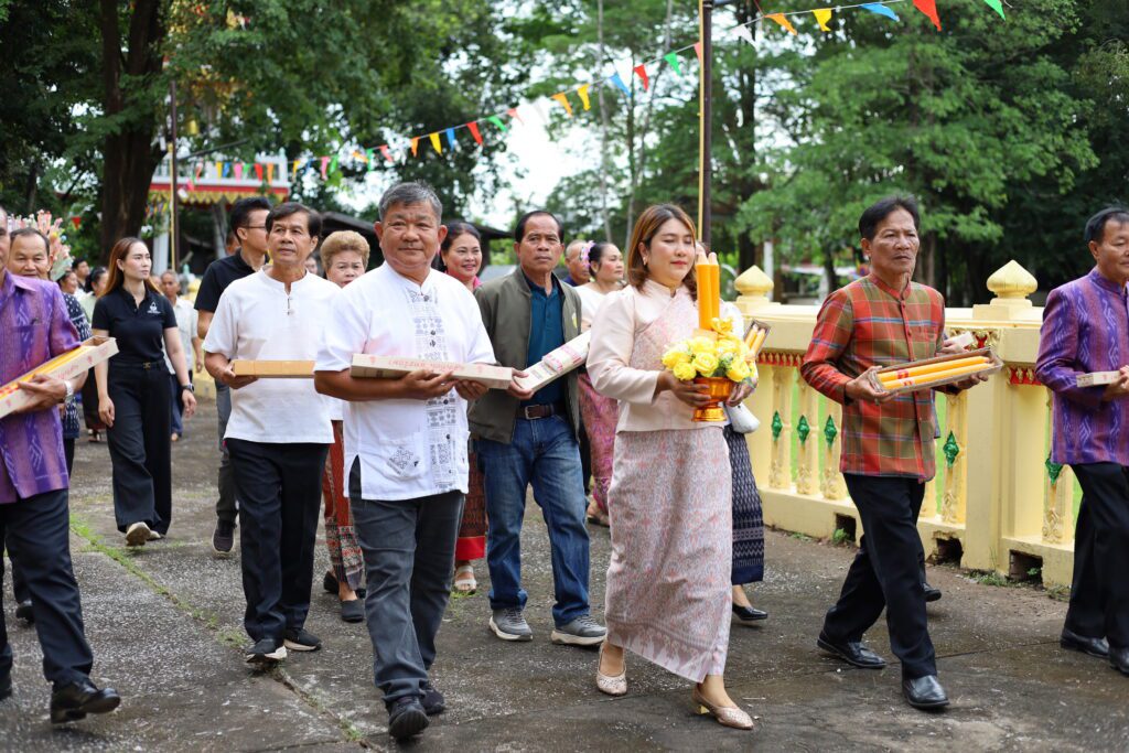 อุดรโพแทช ร่วมประเพณีทอดเทียนเข้าพรรษา วัดศรีวัฒนาราม